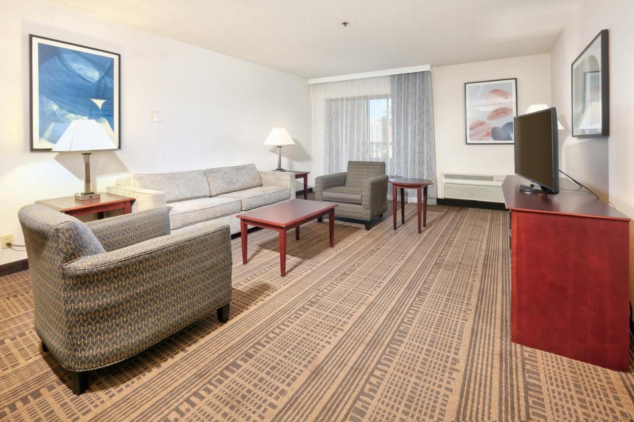 Holiday Inn & Suites Santa Maria By Ihg Εξωτερικό φωτογραφία