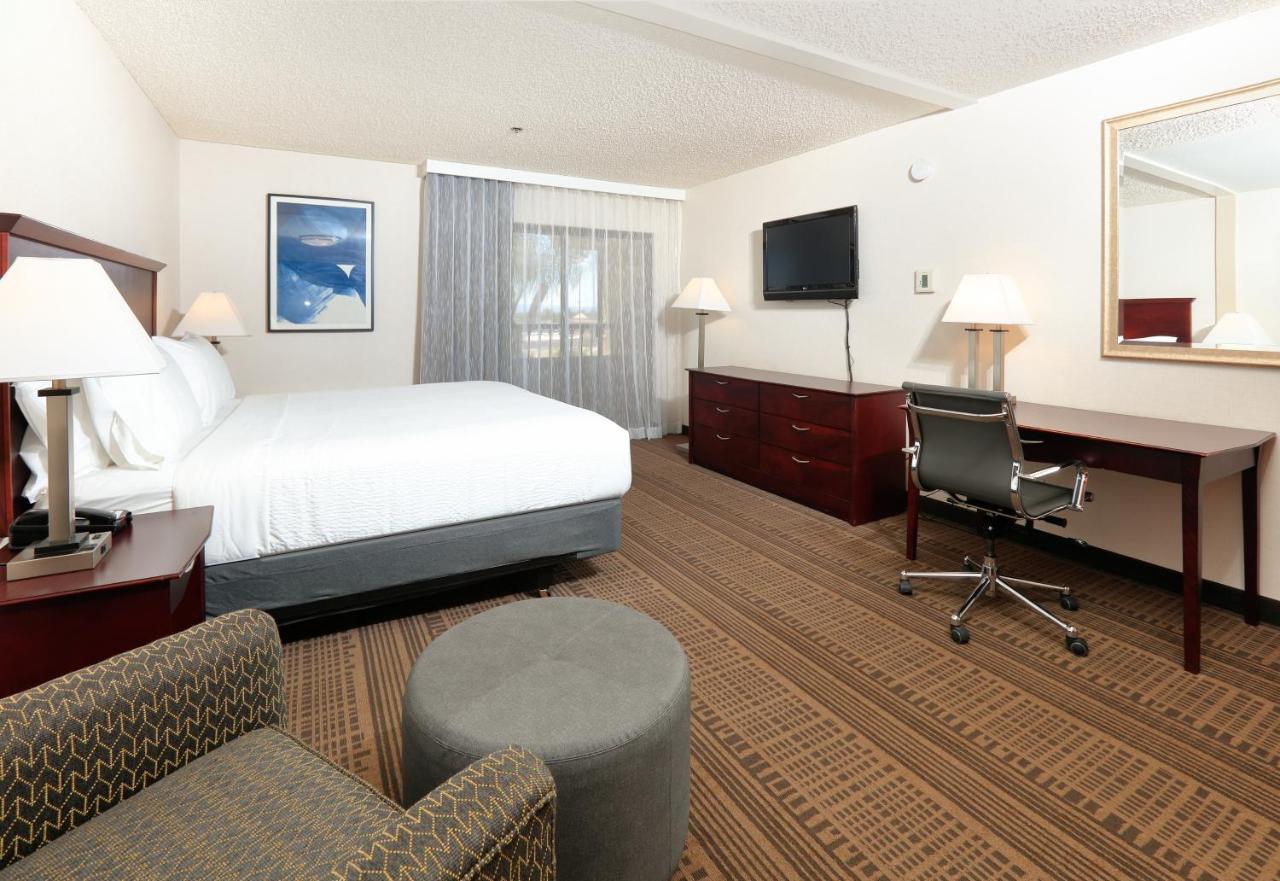 Holiday Inn & Suites Santa Maria By Ihg Εξωτερικό φωτογραφία