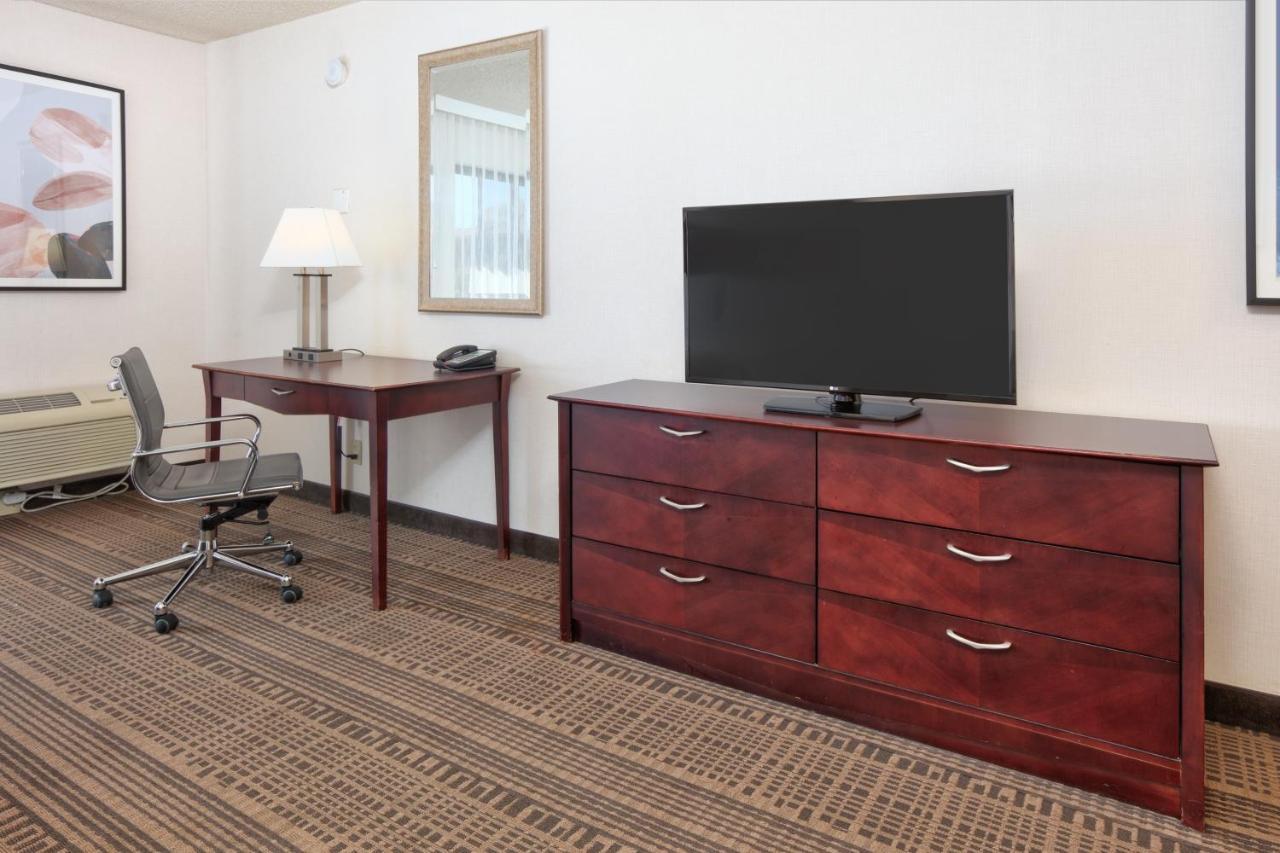 Holiday Inn & Suites Santa Maria By Ihg Εξωτερικό φωτογραφία