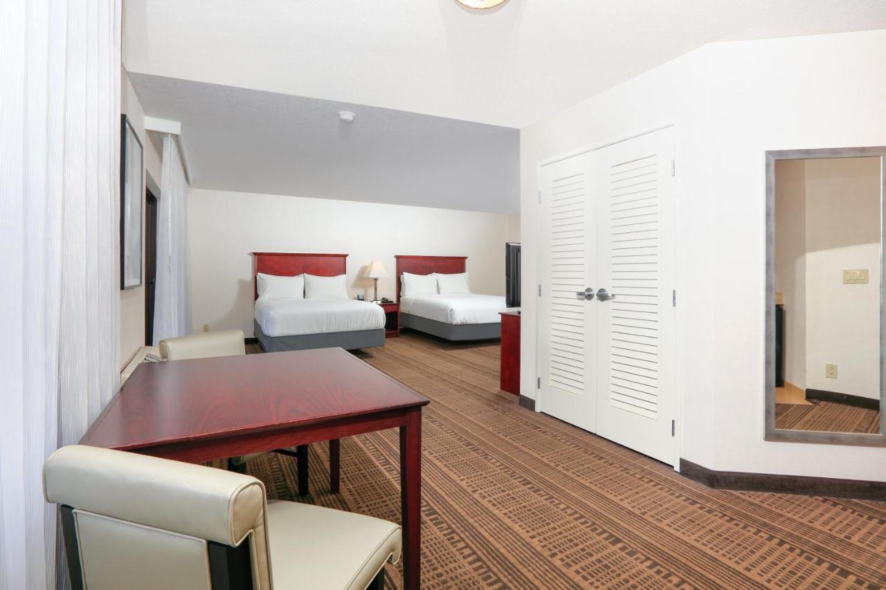 Holiday Inn & Suites Santa Maria By Ihg Εξωτερικό φωτογραφία