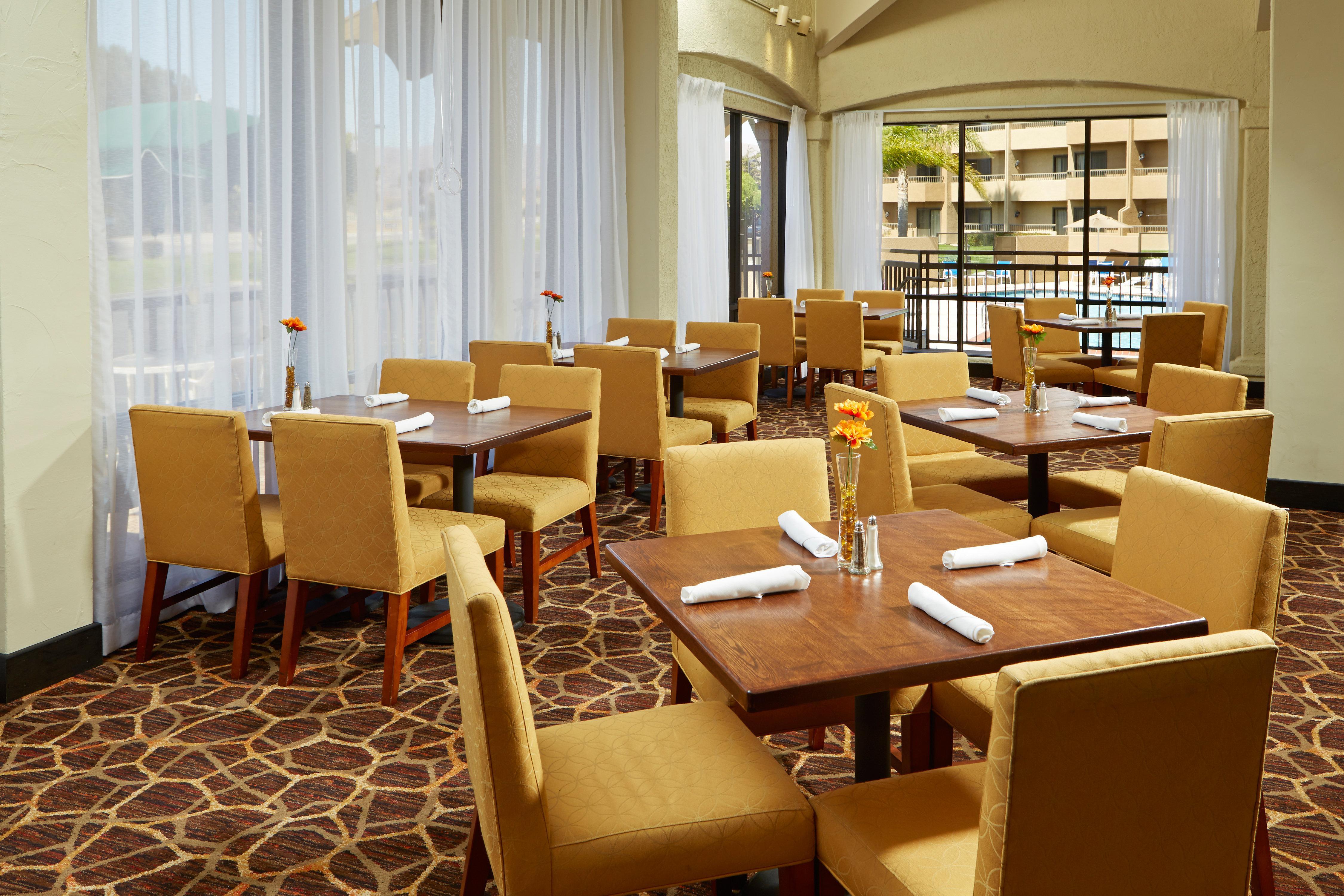 Holiday Inn & Suites Santa Maria By Ihg Εξωτερικό φωτογραφία
